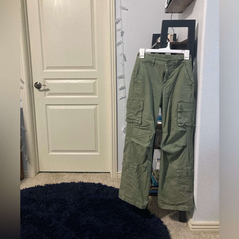 Wild Fable High Rise Women’s Cargo Pants